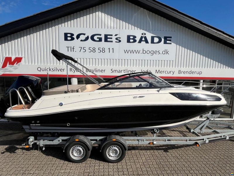 Bayliner VR5 Cuddy med Mercury  F225 V6 og 2500 k