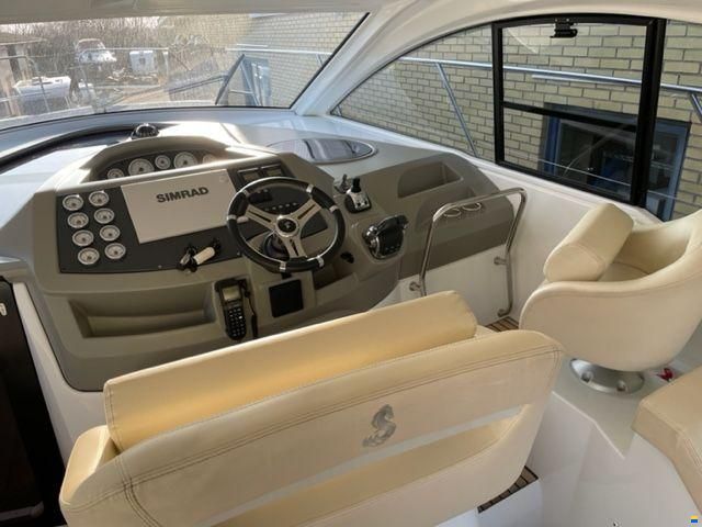 Gran Turismo 38GT Gran Turismo 38 GT