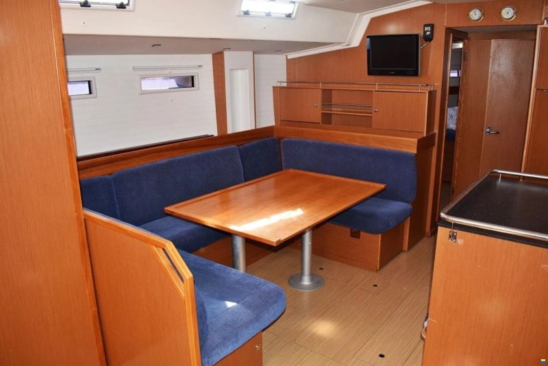 Bavaria Cruiser 55