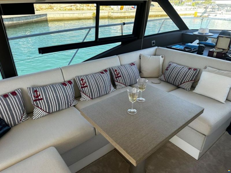 Prestige 460