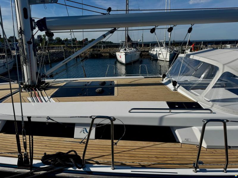 Hanse 455