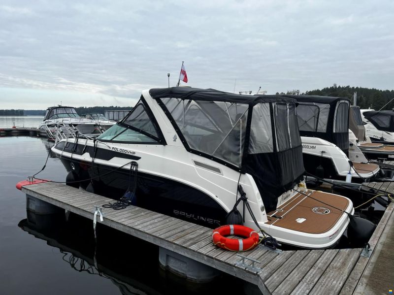 Bayliner Ciera 8