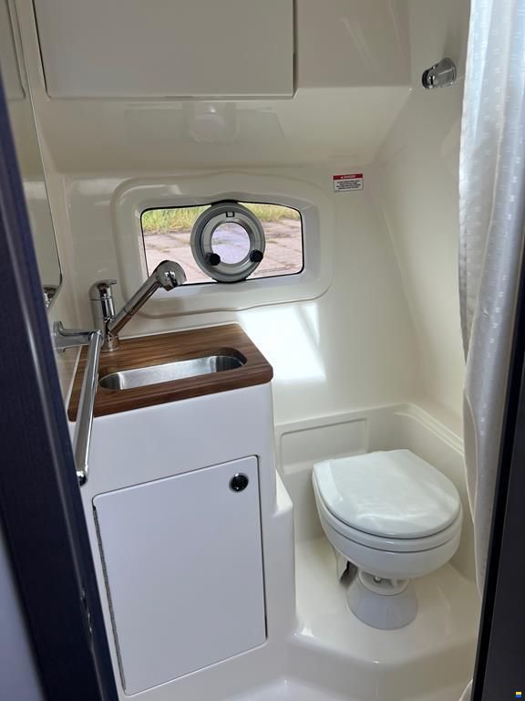 Bayliner Ciera 8
