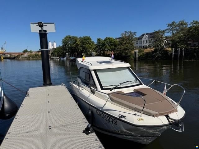 Quicksilver 675 weekend