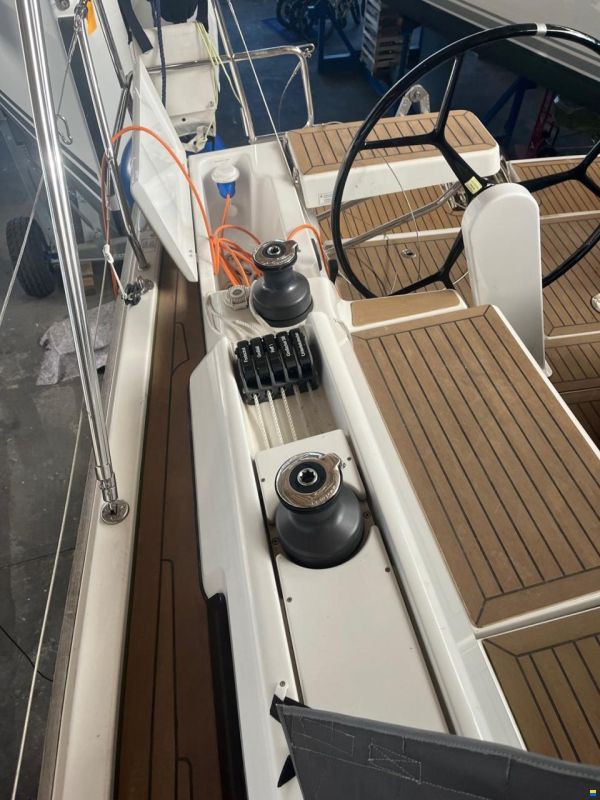 Hanse 388