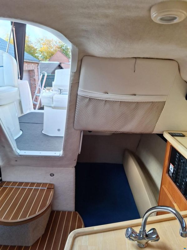 Bayliner 245 cruiser