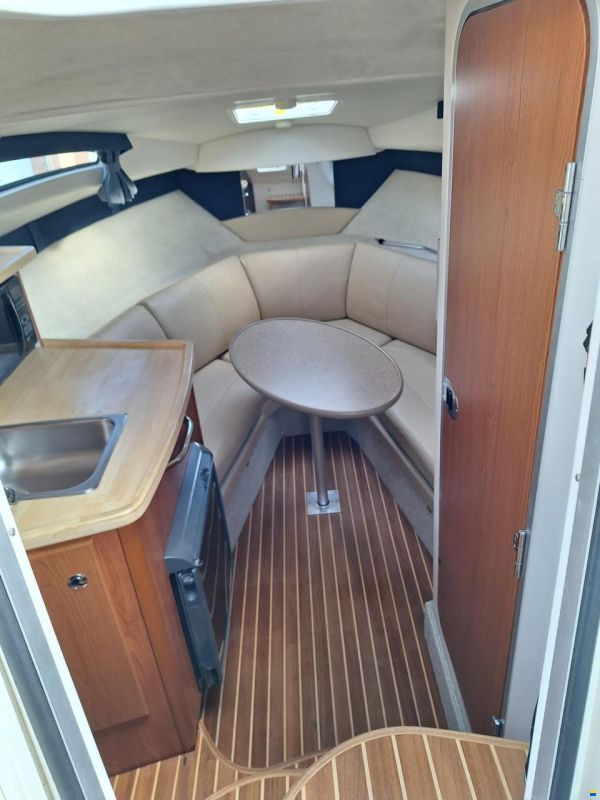 Bayliner 245 cruiser
