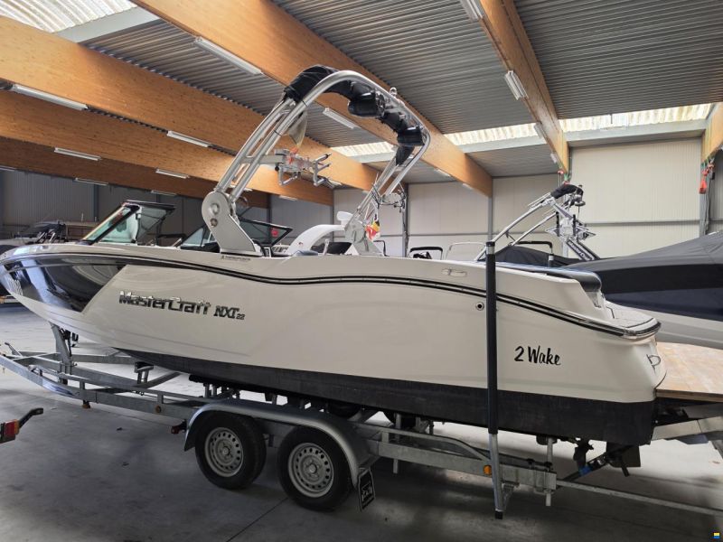 MasterCraft NXT22