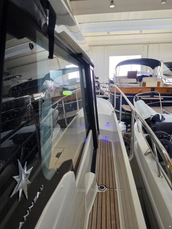 Jeanneau Merry Fisher 1095
