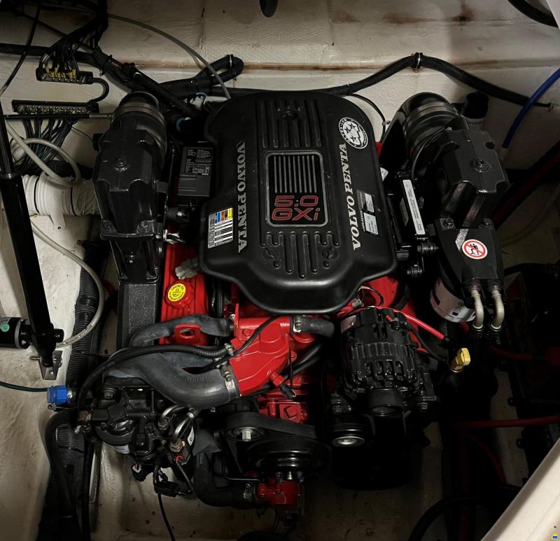 Rinker 260 EC