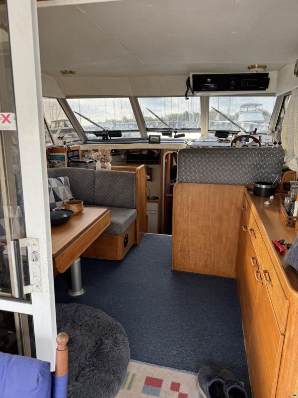 Princess 330 Fly