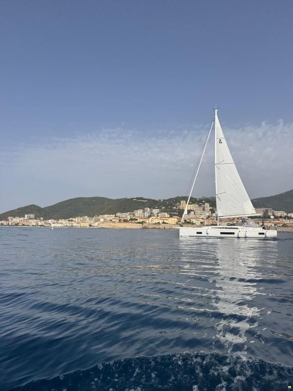 Beneteau 46.1