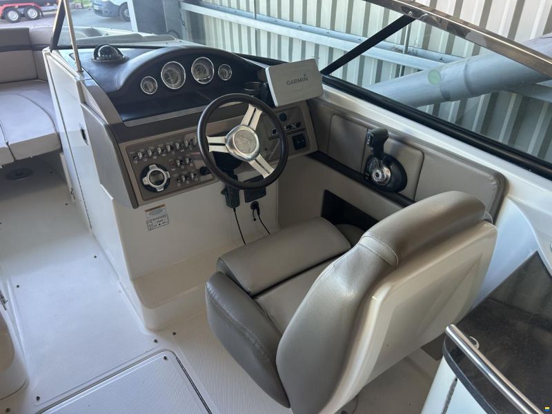Sea Ray 270 SLX