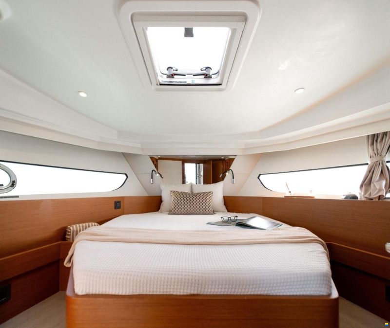 Beneteau Swift Trawler 37