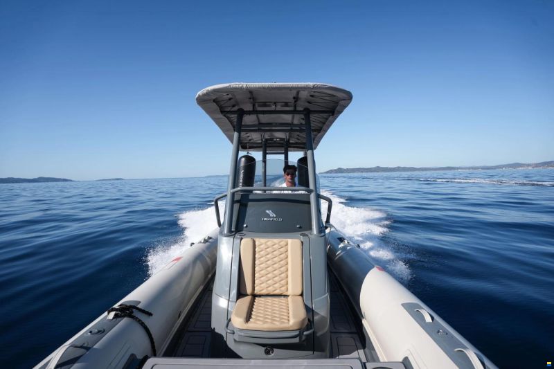 Highfield SPORT 700 MEDITERANNEE