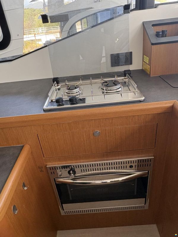 Beneteau Swift Trawler 35