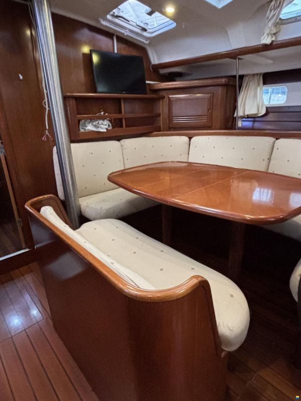 Beneteau Océanis 423