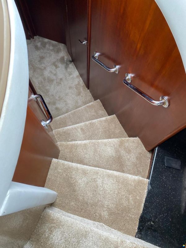 Carver 530 Voyager