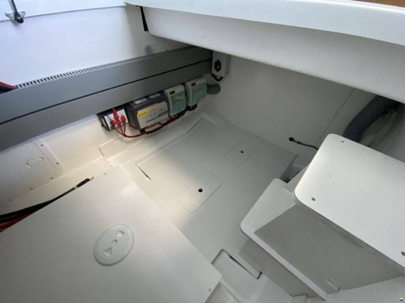Beneteau Antares 11 Fly