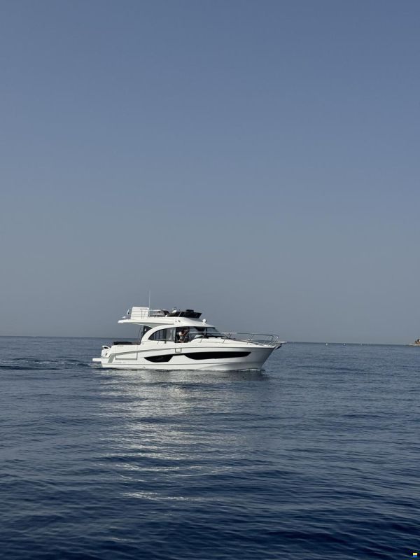 Beneteau Antares 11 Fly
