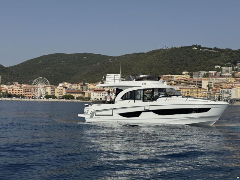 Beneteau Antares 11 Fly
