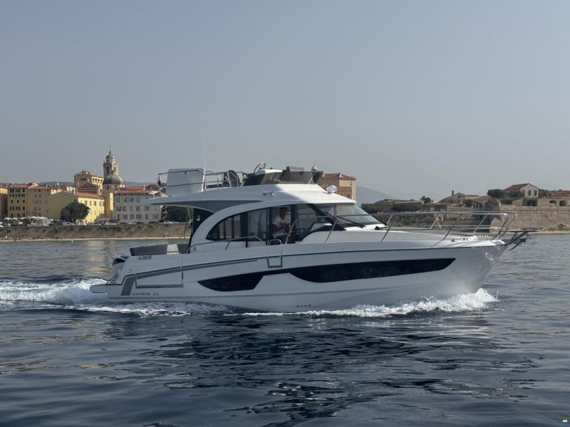Beneteau Antares 11 Fly