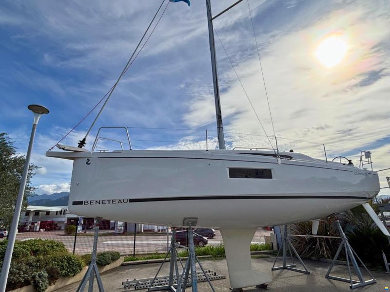 Beneteau Oceanis 30.1