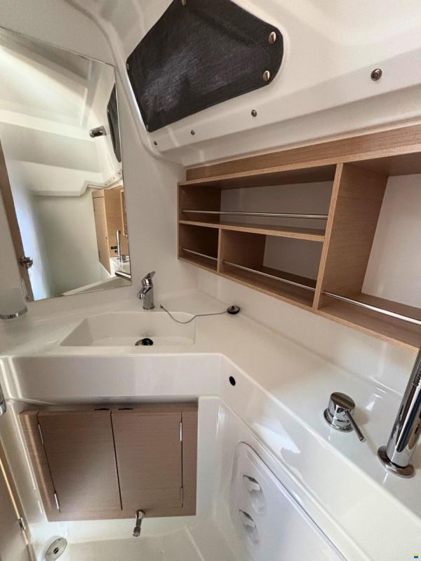 Beneteau Oceanis 30.1