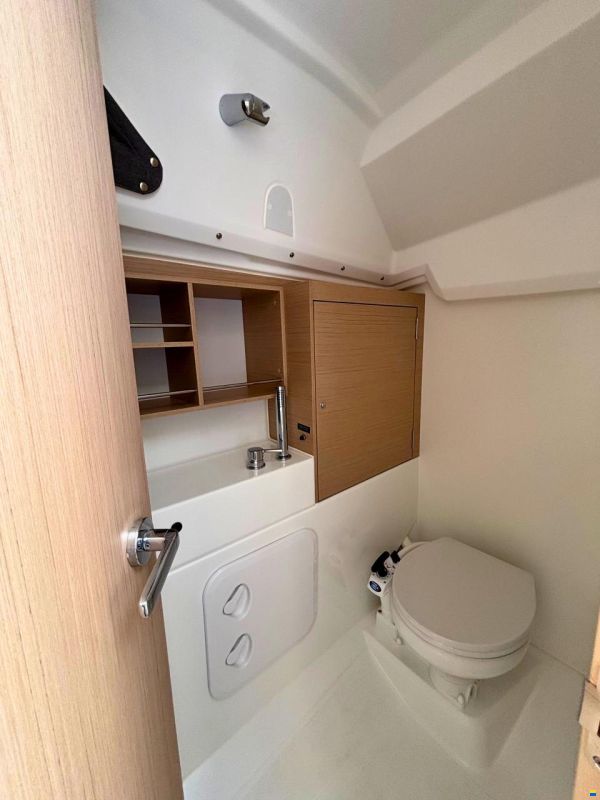 Beneteau Oceanis 30.1