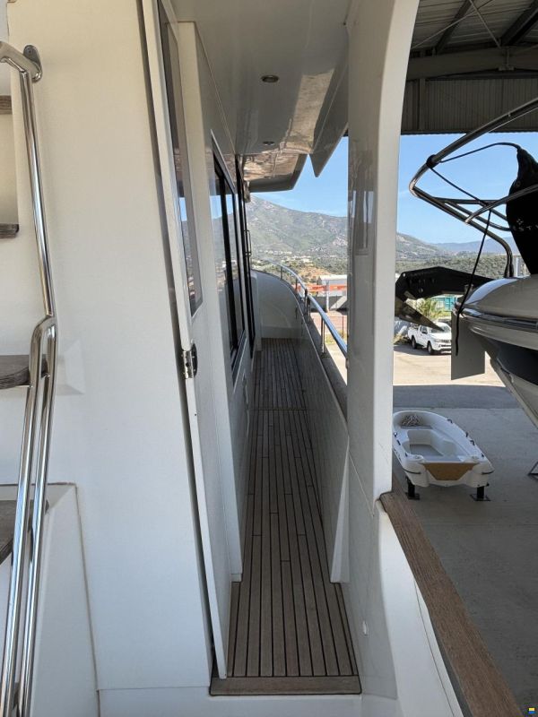 Beneteau Swift Trawler 50