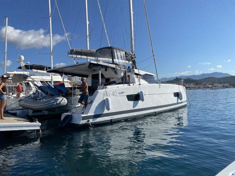 Fountaine Pajot Isla 40