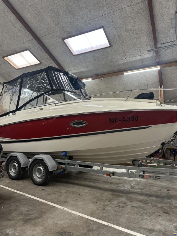 Bayliner 642
