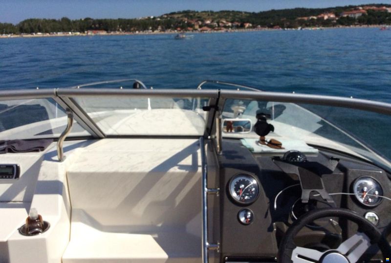 Bayliner 642
