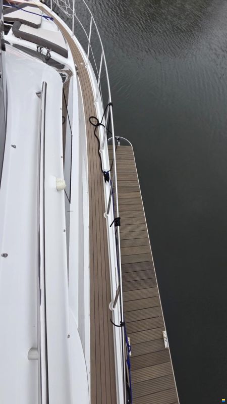 Galeon 420 FLY
