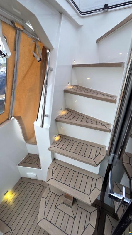 Galeon 420 FLY