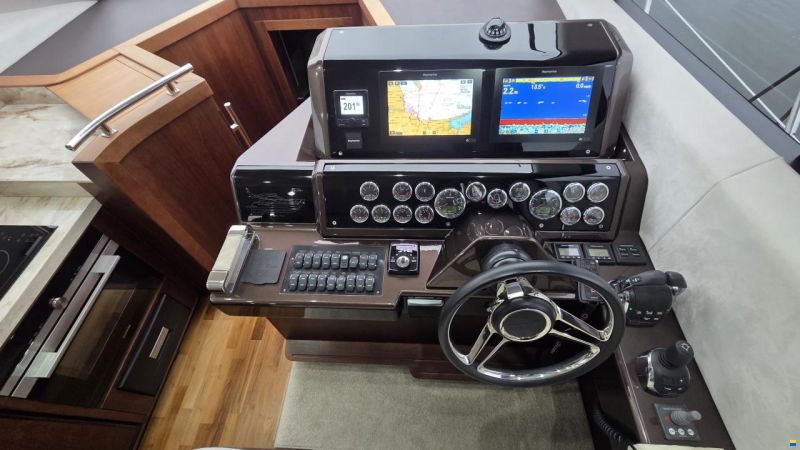 Galeon 420 FLY