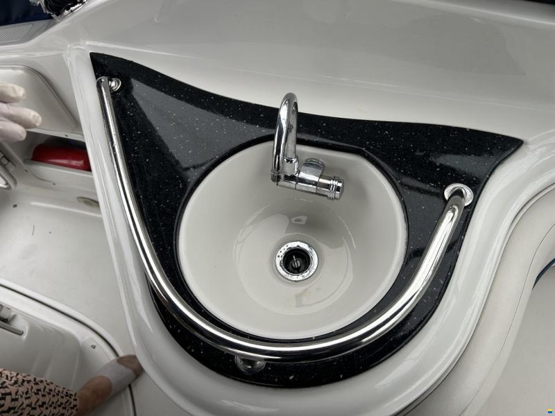 Crownline 250 CR