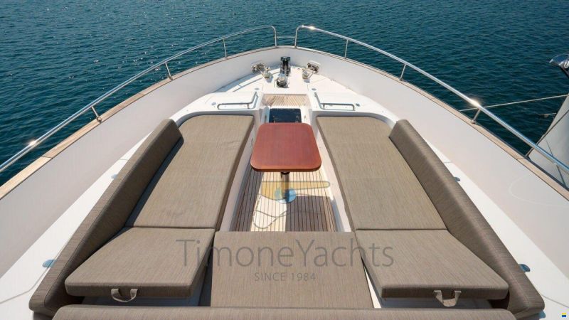 Azimut Magellano 66