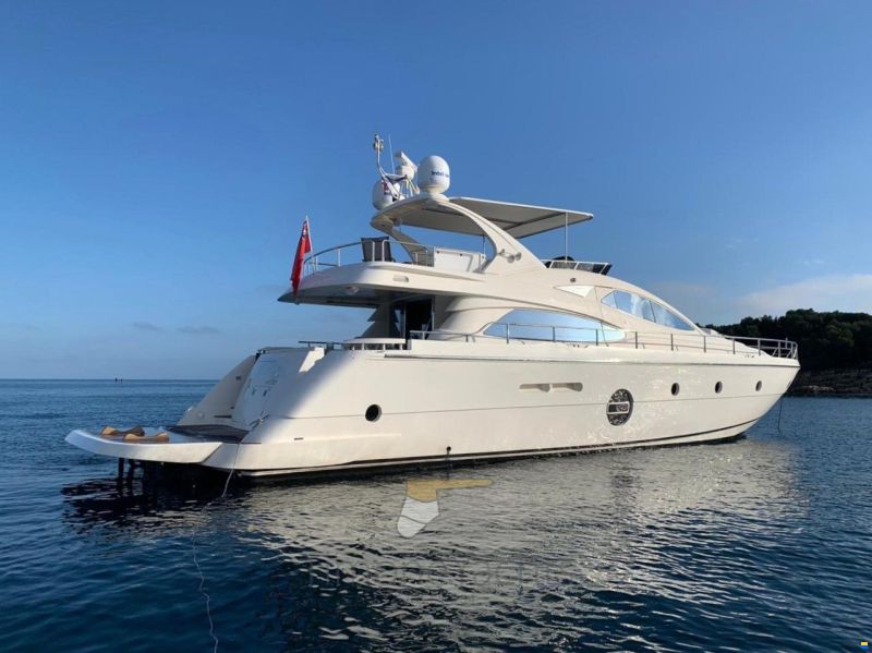 Aicon 64 FLY (4 cabins + crew)
