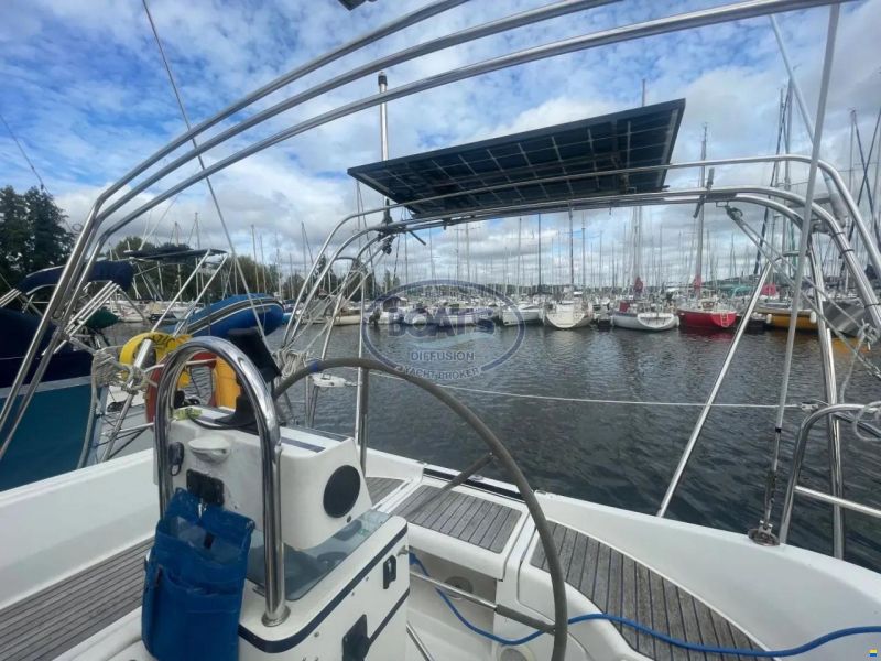 Beneteau OCEANIS 351
