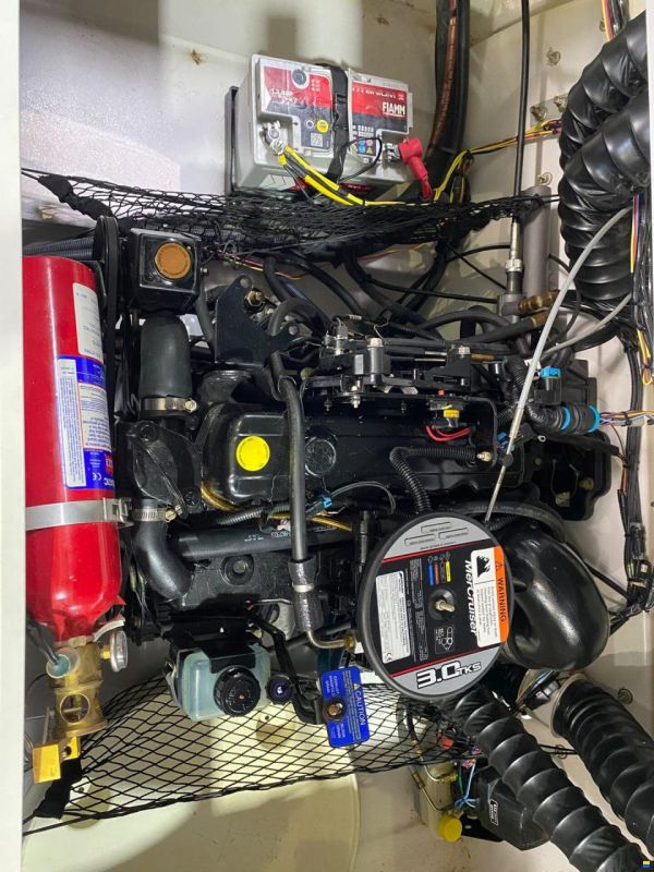 Glastron GT 185