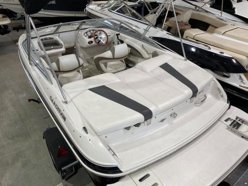Glastron GT 185