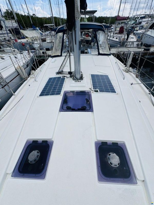 Beneteau Oceanis 41.1