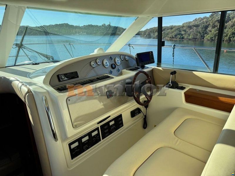 Jeanneau Prestige 36 Fly