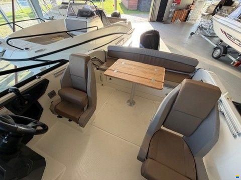 Quicksilver 605 Cruiser med Mercury F150 EFI ELPT