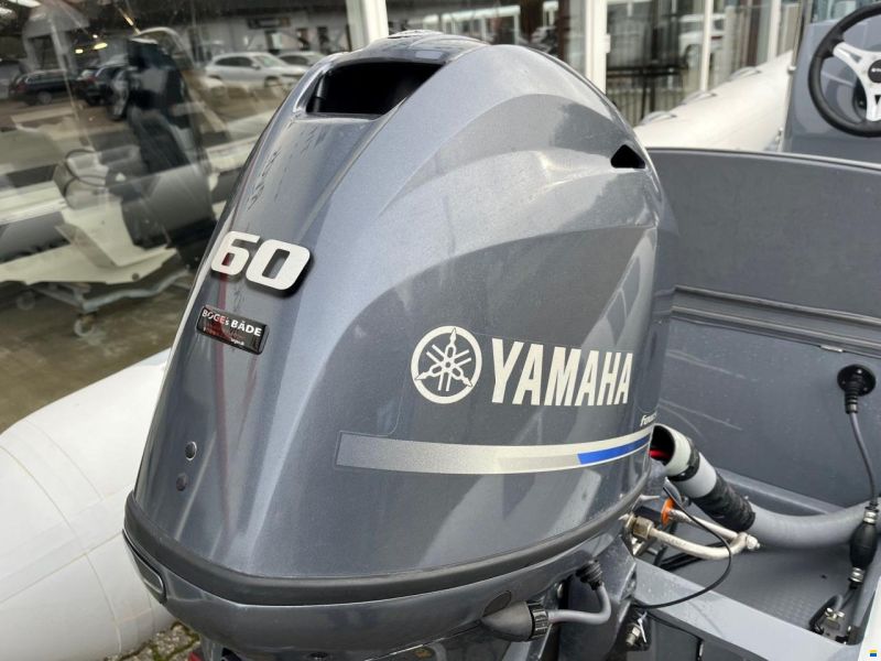 Brig Inflatable Boats Falcon Rider F500L med 60 hk Yamaha-EFI