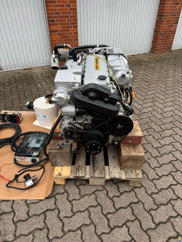 Steyr MO166M28 Steyr Diesel Innenborder 6-Zyl.