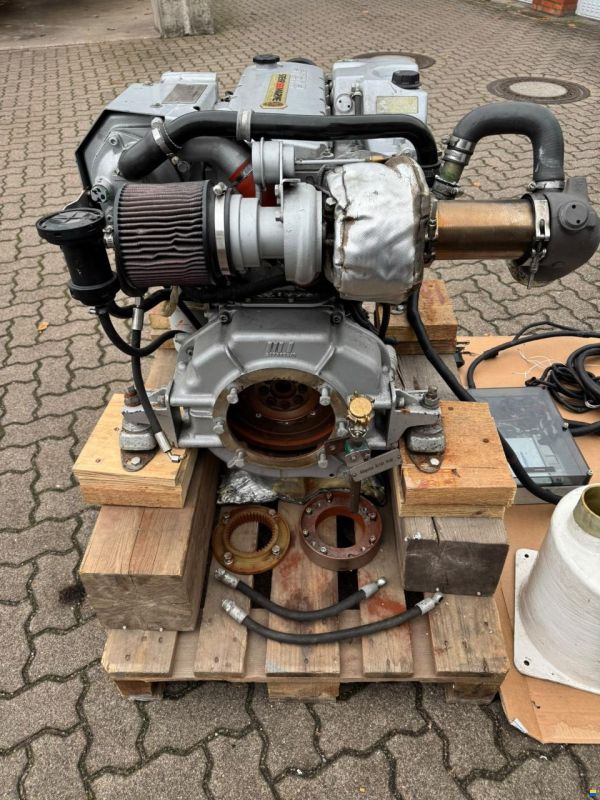 Steyr MO166M28 Steyr Diesel Innenborder 6-Zyl.