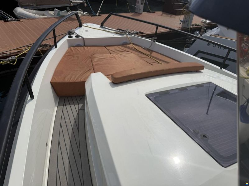Samba Power Boats 11 Cabin