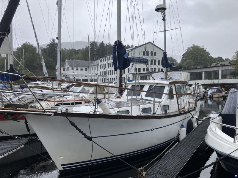 Nauticat 331